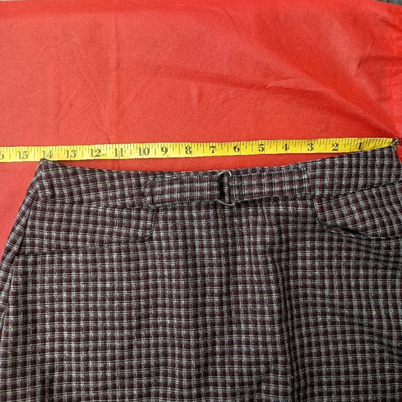 Classic Brown Houndstooth Skirt - Picture 9 of 11